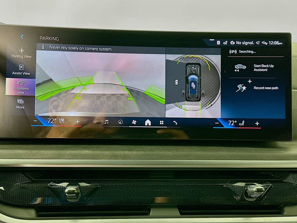 New 2026 BMW X7 xDrive40i w/ Premium Package image 13