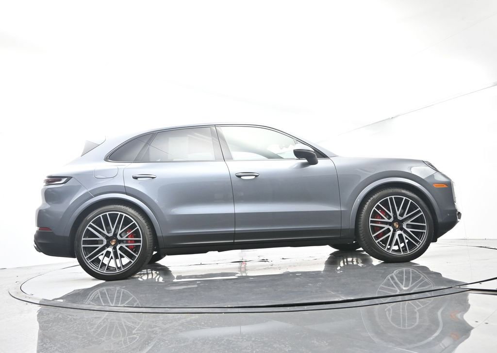 Certified 2026 Porsche Cayenne S AWD/4WD image 52