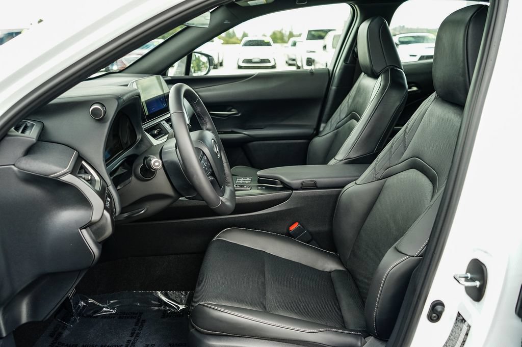 Certified 2026 Lexus UX 300h AWD w/ Cold Area Package image 18