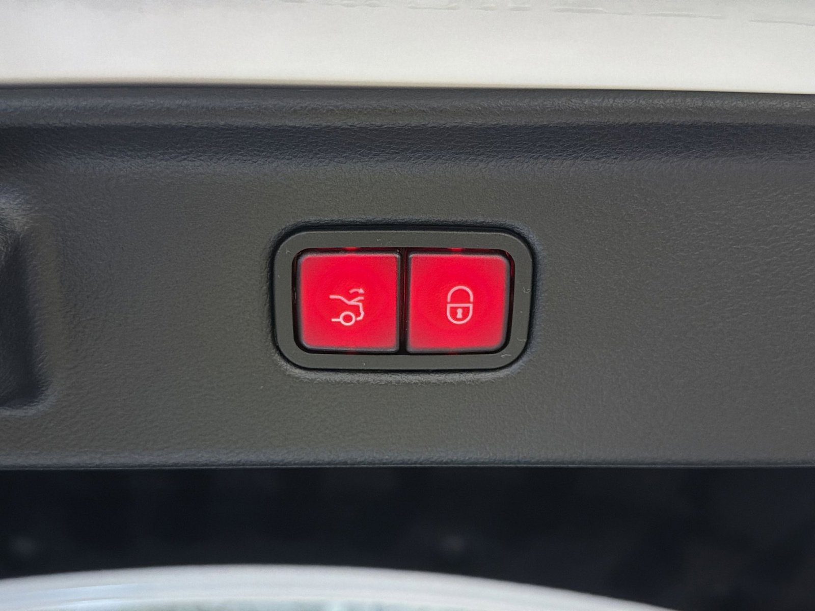 Used 2023 Mercedes-Benz S 580 4MATIC Sedan image 32