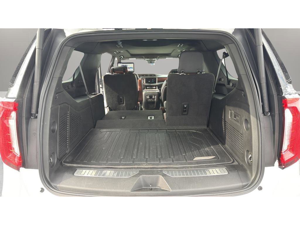 Used 2023 GMC Yukon XL Denali Ultimate image 24
