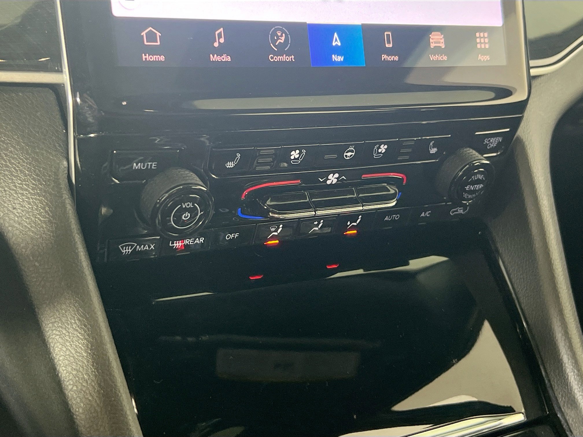 Used 2022 Jeep Grand Cherokee Trailhawk w/ ADV Protech Group II image 16