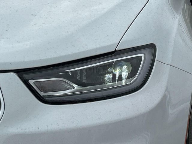 New 2026 Chrysler Pacifica Pinnacle FWD image 9