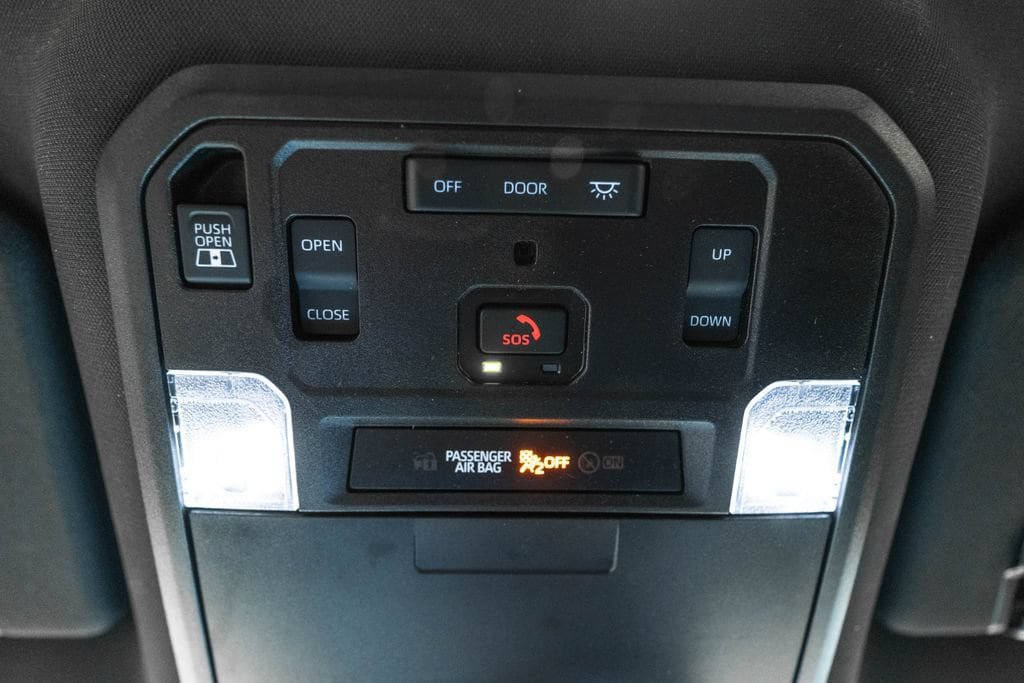 Used 2025 Toyota Tacoma TRD Pro AWD/4WD image 39
