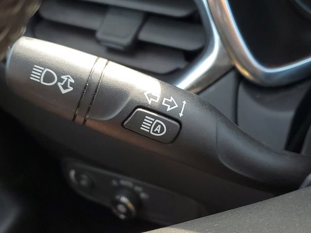 Certified 2019 Chevrolet Equinox LT w/ Driver Convenience Package FWD image 11