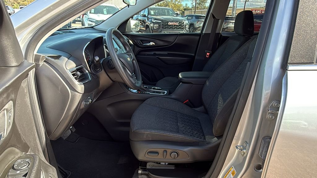 Used 2022 Chevrolet Equinox LT image 7