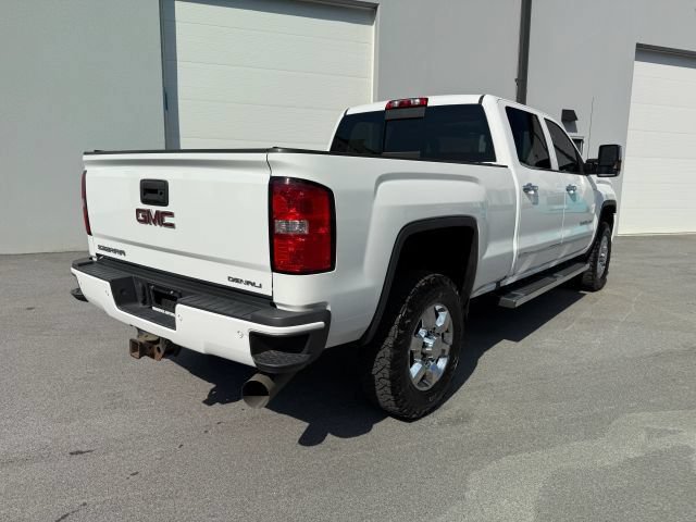 Used 2017 GMC Sierra 3500 Denali w/ Duramax Plus Package AWD/4WD image 7