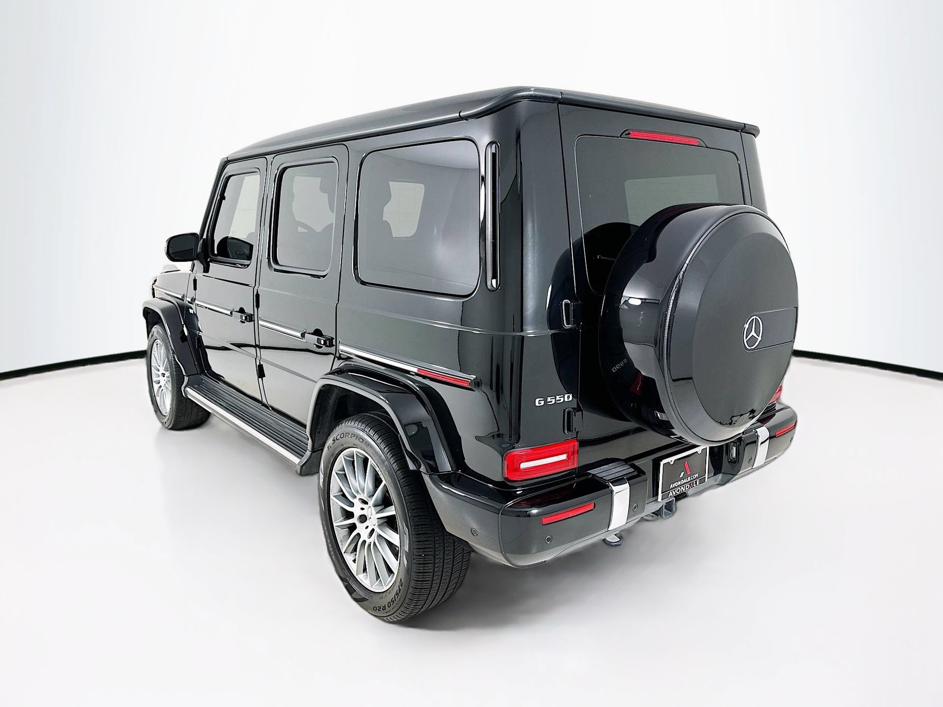 Used 2023 Mercedes-Benz G 550 image 6