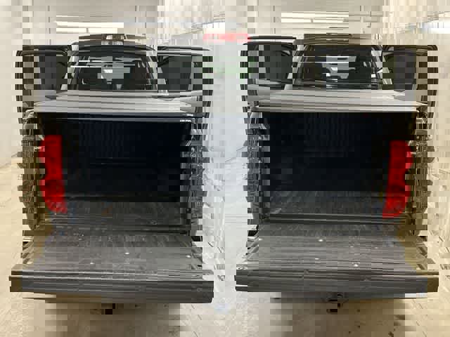 Used 2014 Toyota Tundra Limited w/ Limited Premium Package image 25