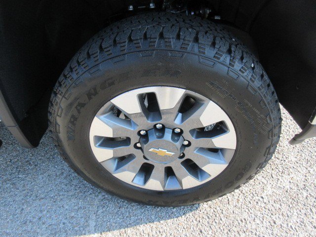 New 2026 Chevrolet Silverado 2500 LT w/ All Star Edition AWD/4WD image 9