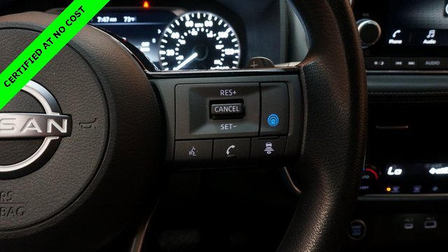 Used 2022 Nissan Rogue SV image 23