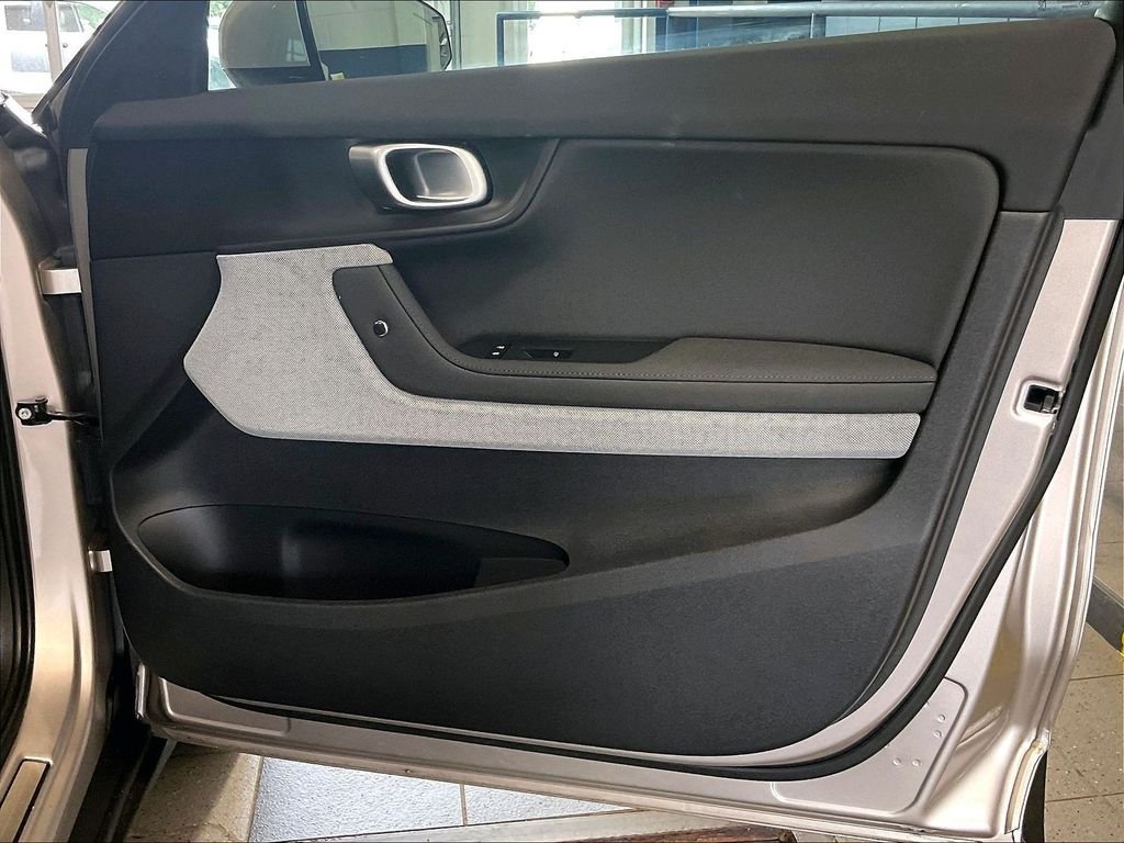 Used 2024 Polestar Polestar 2 AWD/4WD image 12