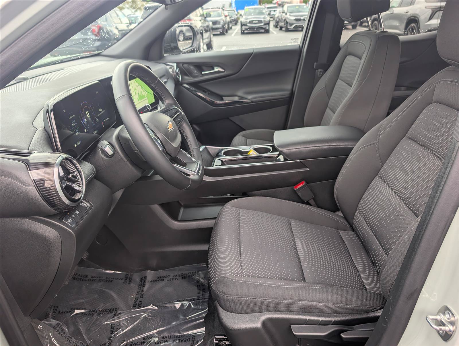 Used 2025 Chevrolet Equinox LT FWD image 15