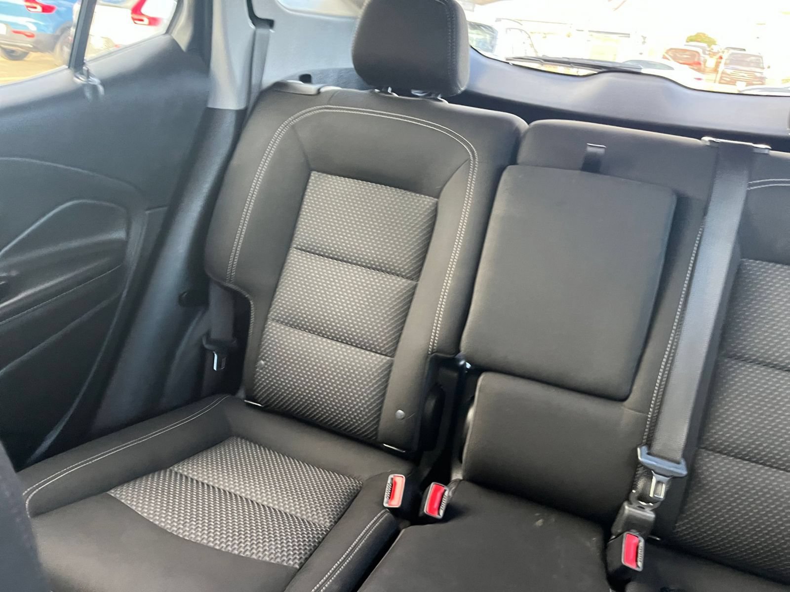 Used 2024 GMC Terrain SLE FWD image 36