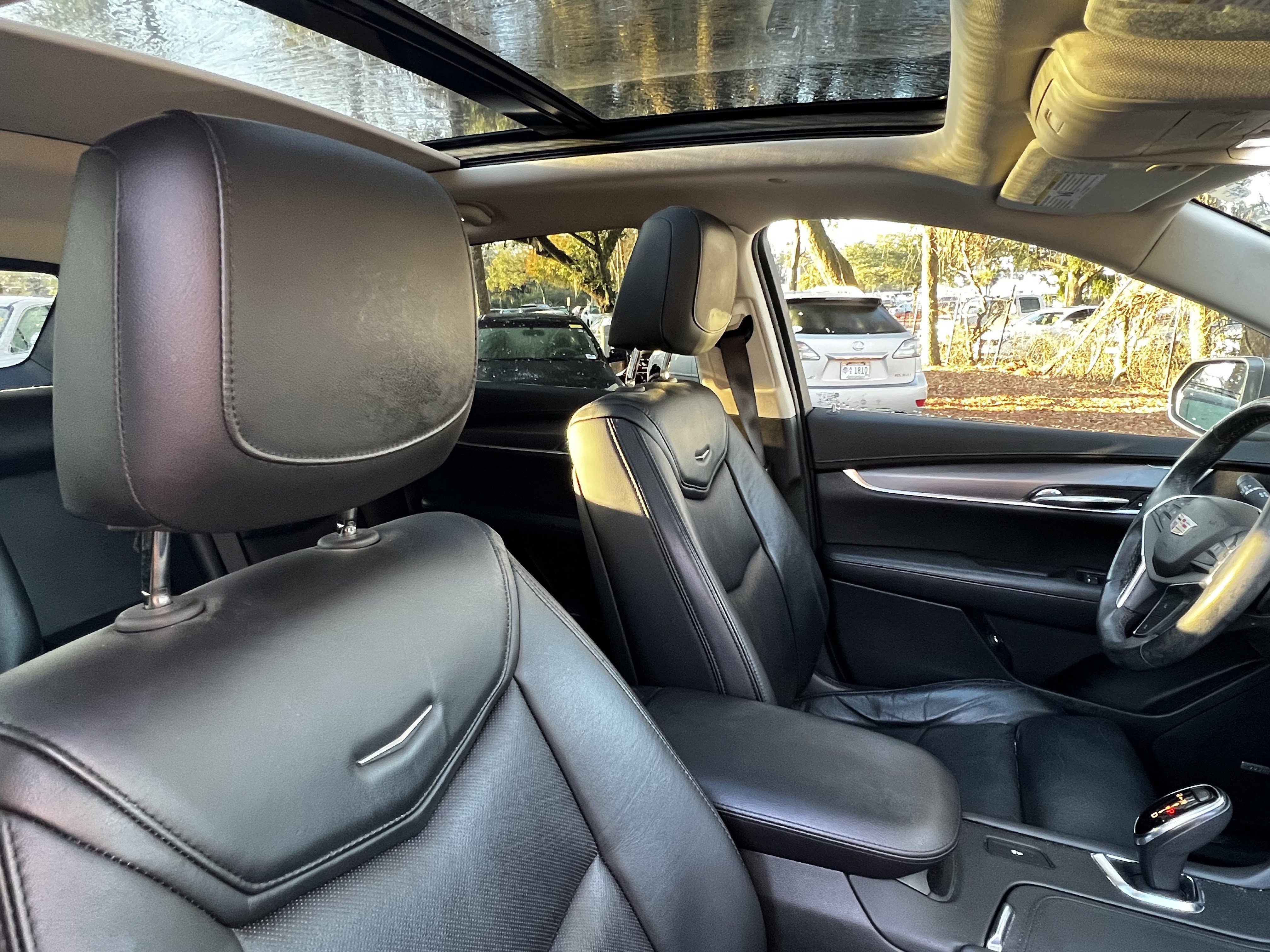 Used 2017 Cadillac XT5 Luxury image 46