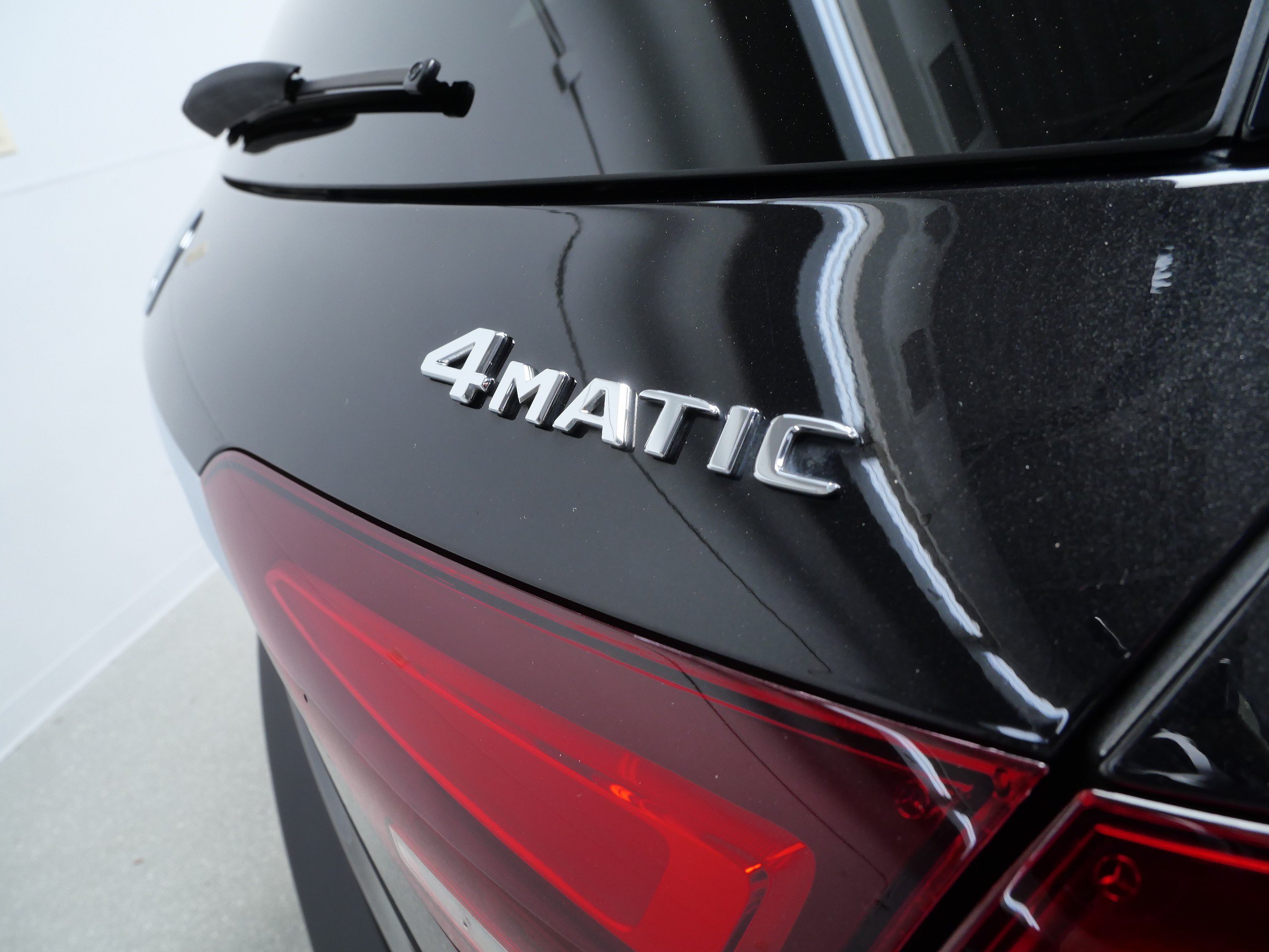 Certified 2026 Mercedes-Benz GLE 450e 4MATIC image 6