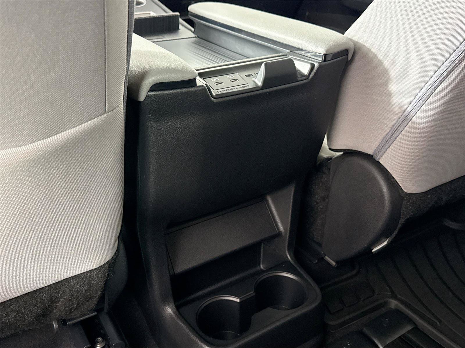 Certified 2026 Toyota Sienna LE FWD image 32