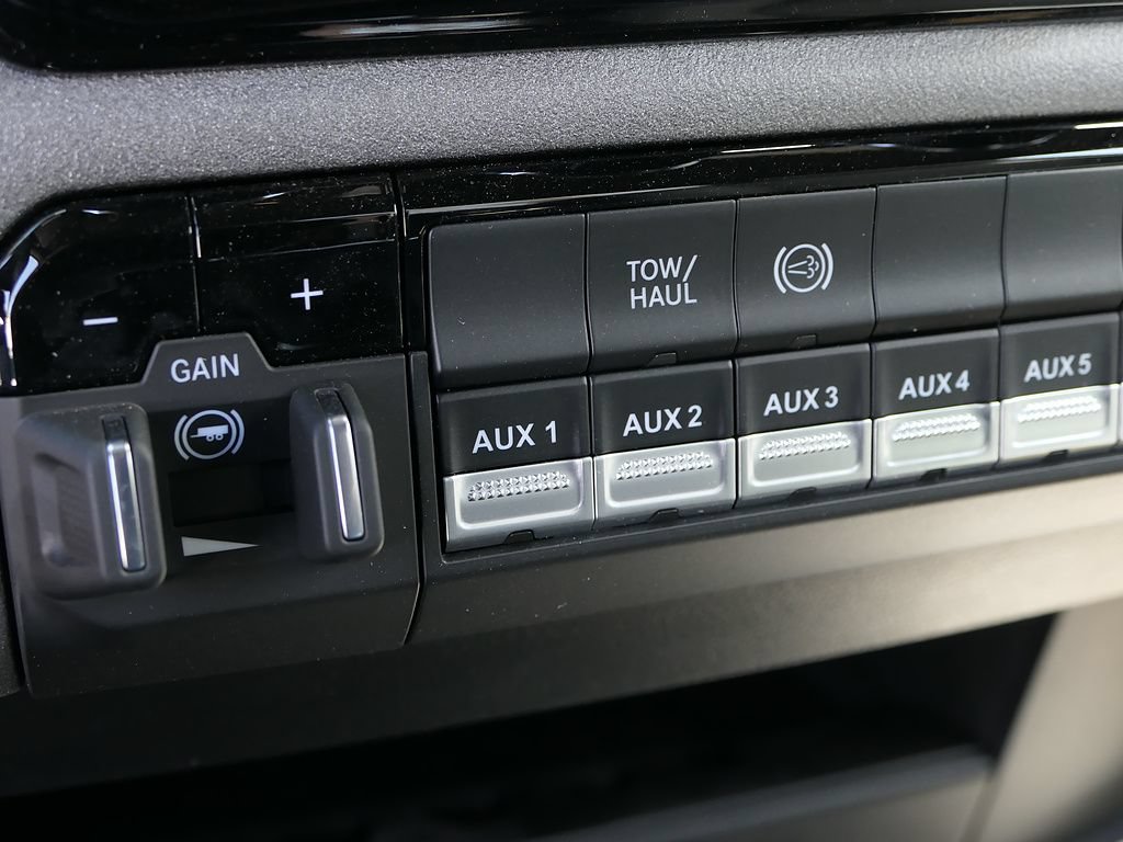 New 2026 RAM 5500 Tradesman w/ Chrome Appearance Group AWD/4WD image 23