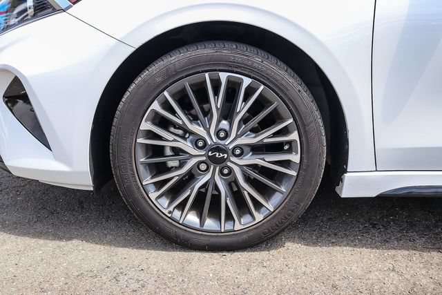 Certified 2023 Kia Forte GT-Line FWD image 12