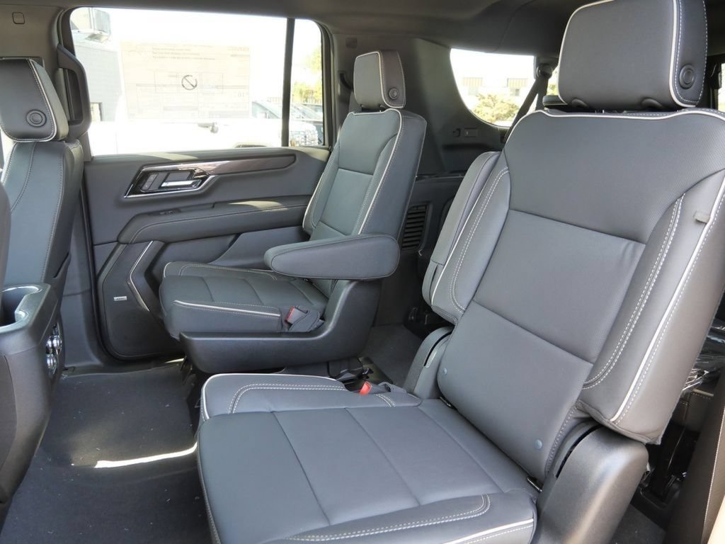 New 2026 GMC Yukon XL Elevation AWD/4WD image 35