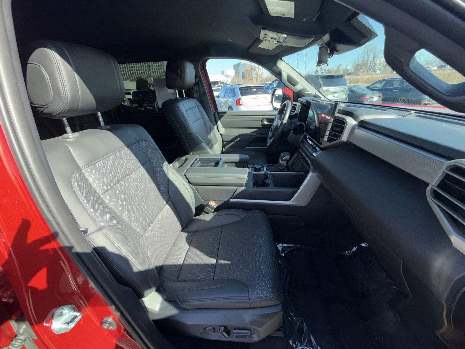 Used 2025 Toyota Tundra Limited image 27