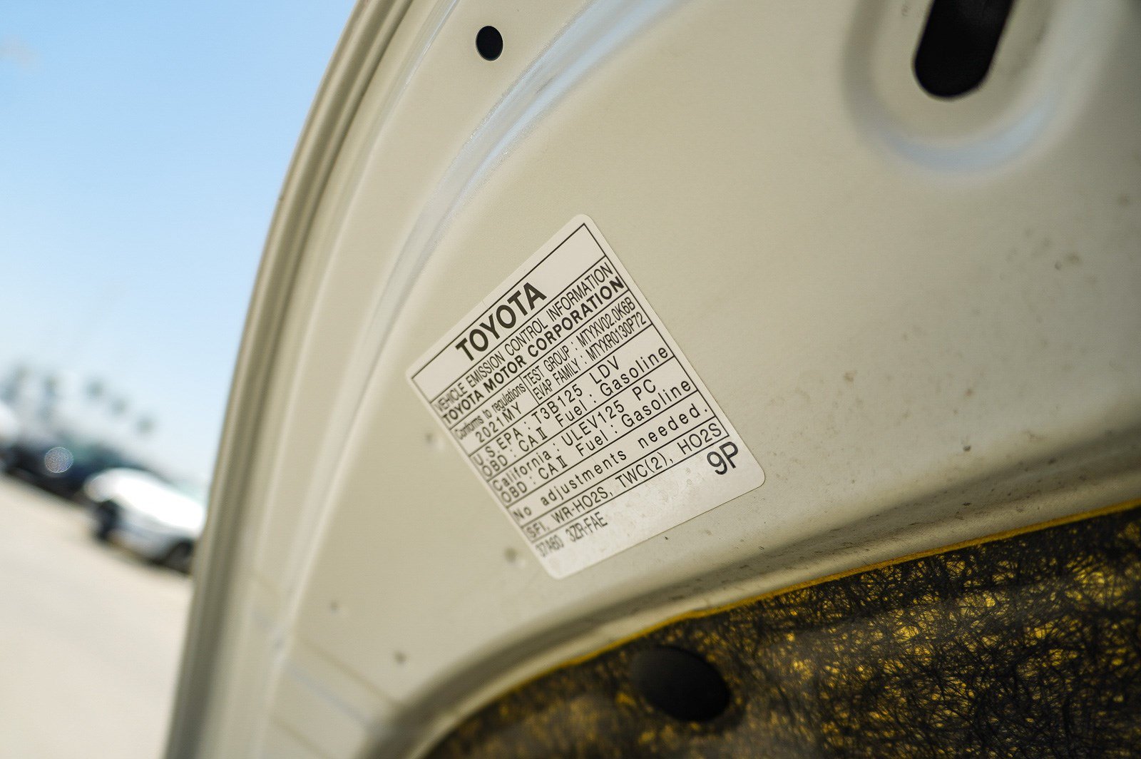 Certified 2021 Toyota C-HR LE FWD image 31