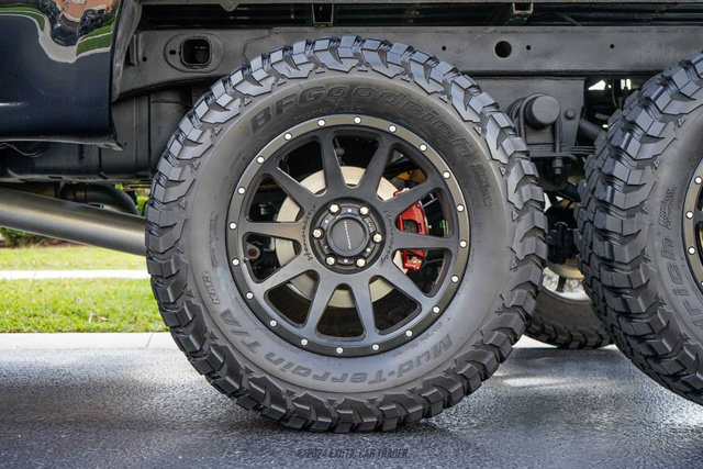Used 2019 Chevrolet Silverado 1500 High Country w/ Technology Package AWD/4WD image 95