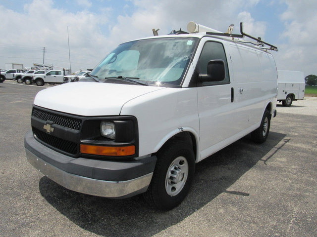 Used 2014 Chevrolet Express 2500 RWD image 7