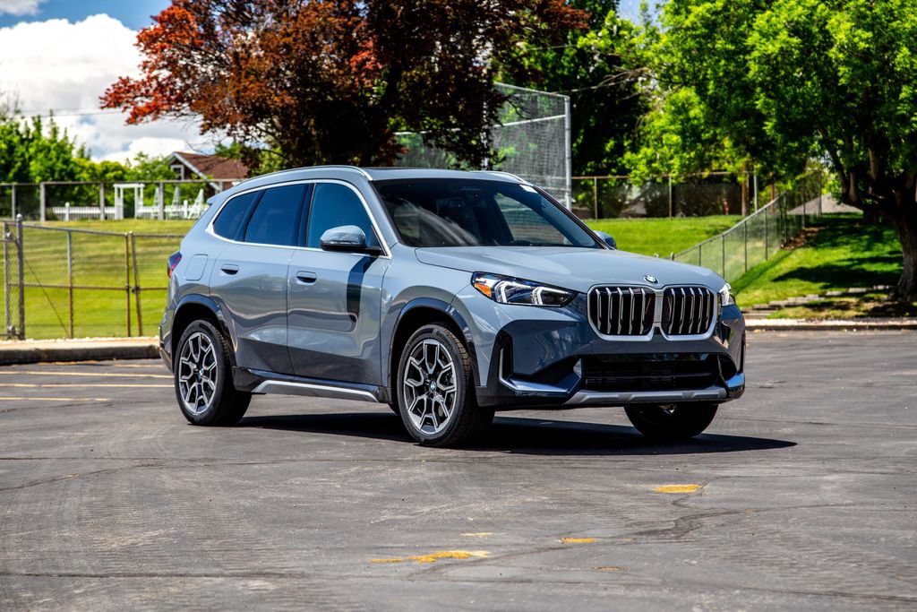 New 2026 BMW X1 xDrive28i w/ Technology Package AWD/4WD image 7