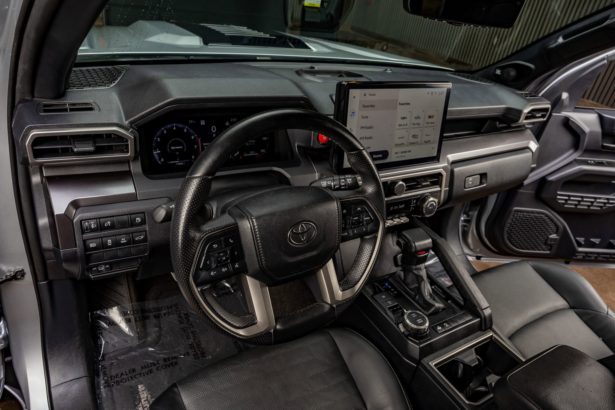 Used 2025 Toyota 4Runner TRD Off-Road Premium image 17