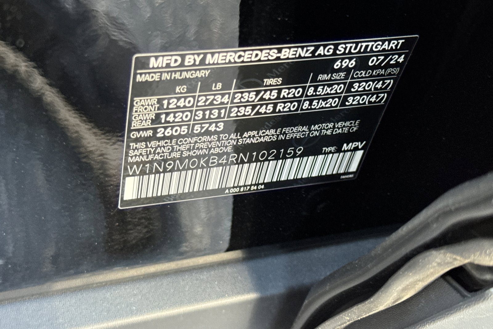 Used 2024 Mercedes-Benz EQB 300 4MATIC image 36