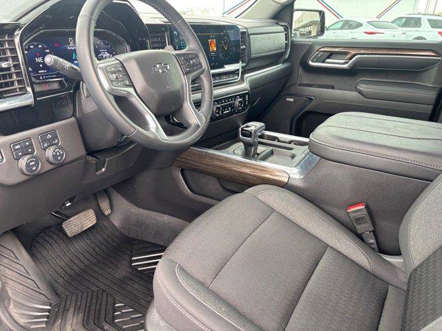 Used 2025 Chevrolet Silverado 1500 LT Trail Boss w/ Convenience Package II image 19
