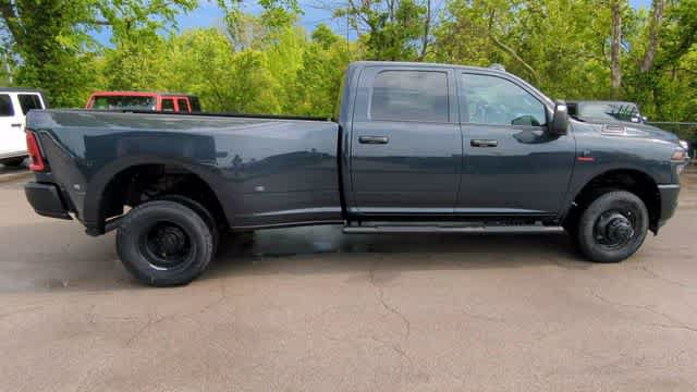 New 2026 RAM 3500 Tradesman AWD/4WD image 9