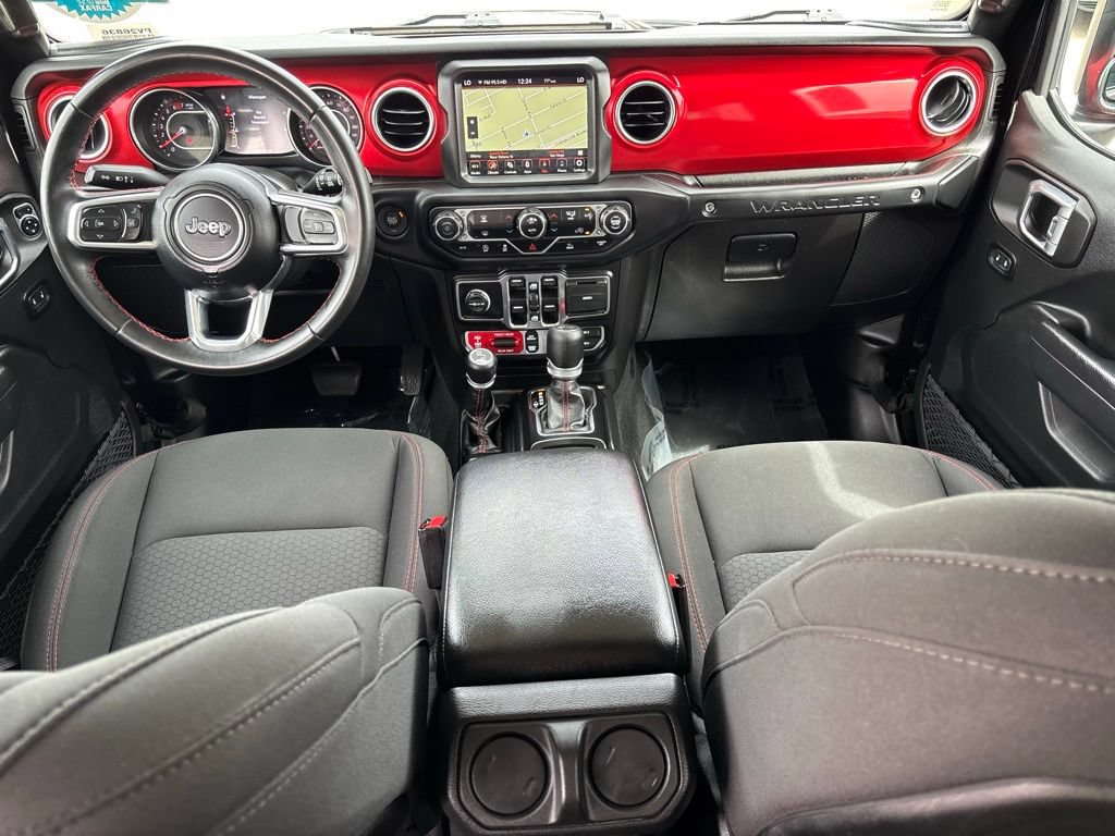 Used 2022 Jeep Wrangler Unlimited Rubicon w/ LED Lighting Group AWD/4WD image 14