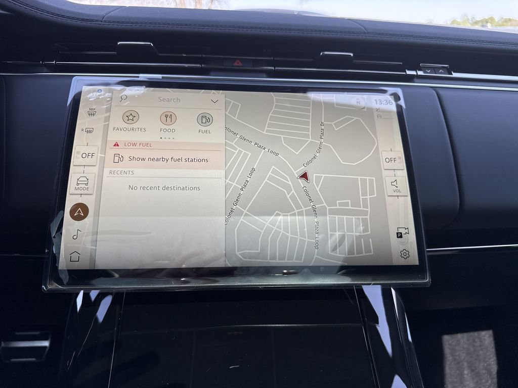 New 2025 Land Rover Range Rover Sport Dynamic SE image 29