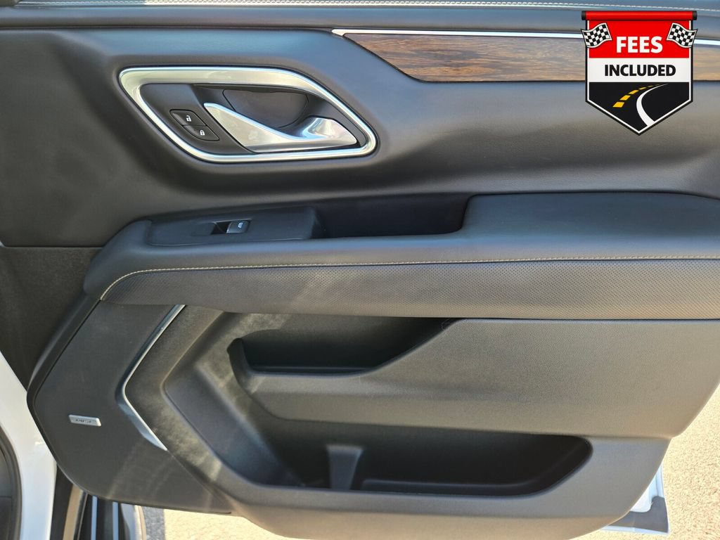 Used 2023 Chevrolet Suburban Premier RWD image 23