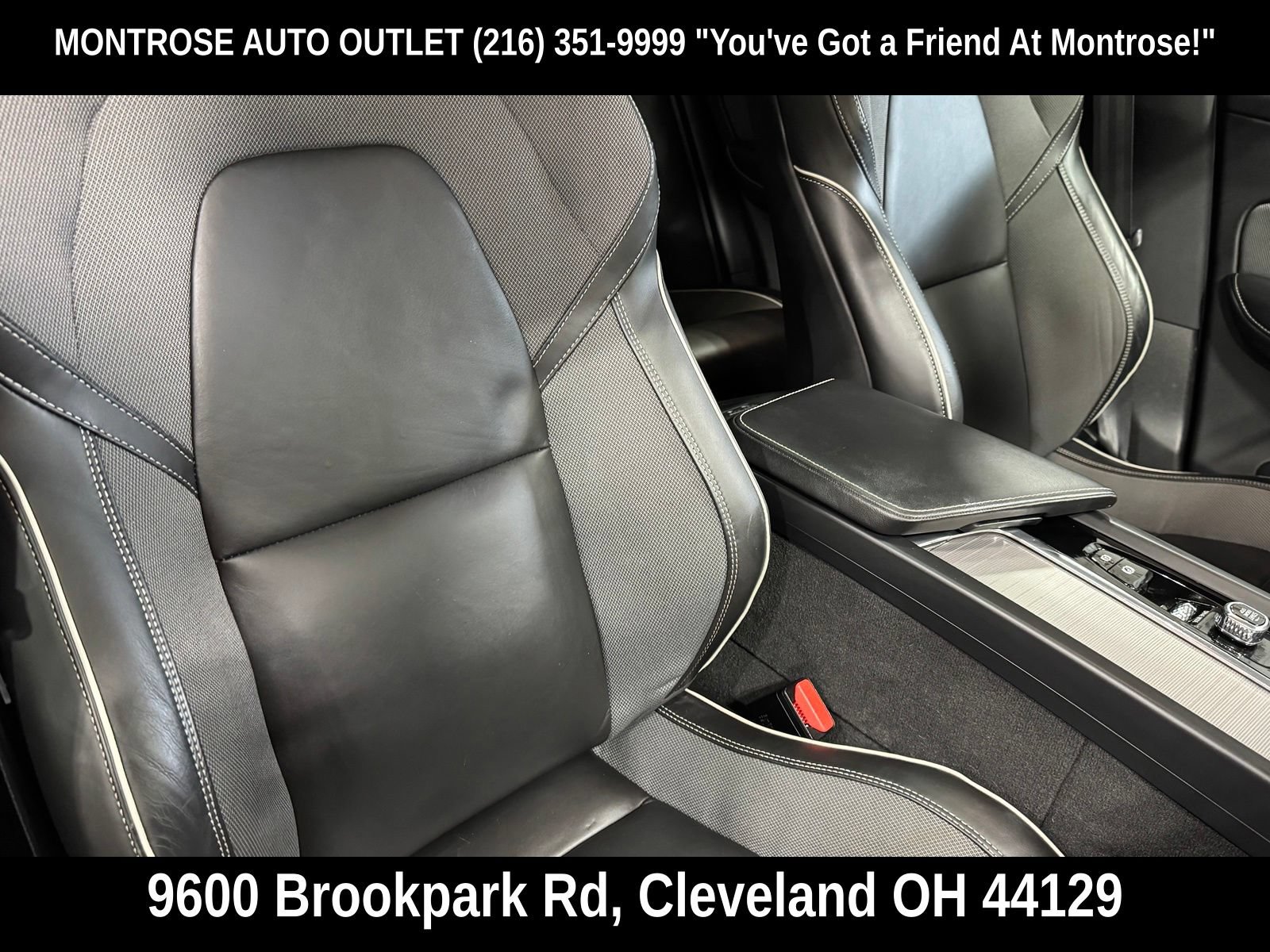 Used 2020 Volvo XC60 T8 R-Design AWD/4WD image 55