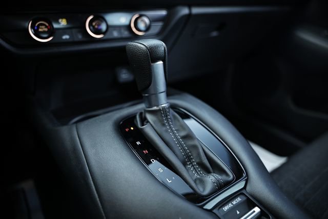 Certified 2023 Honda HR-V LX image 38