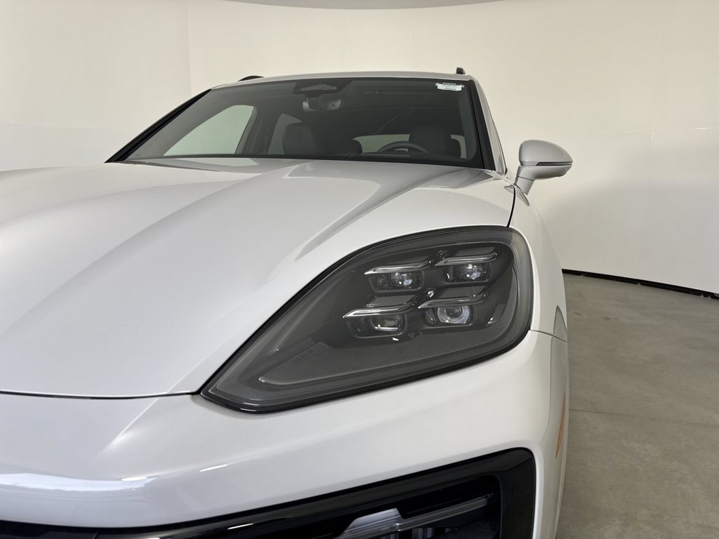 New 2026 Porsche Cayenne S AWD/4WD image 11