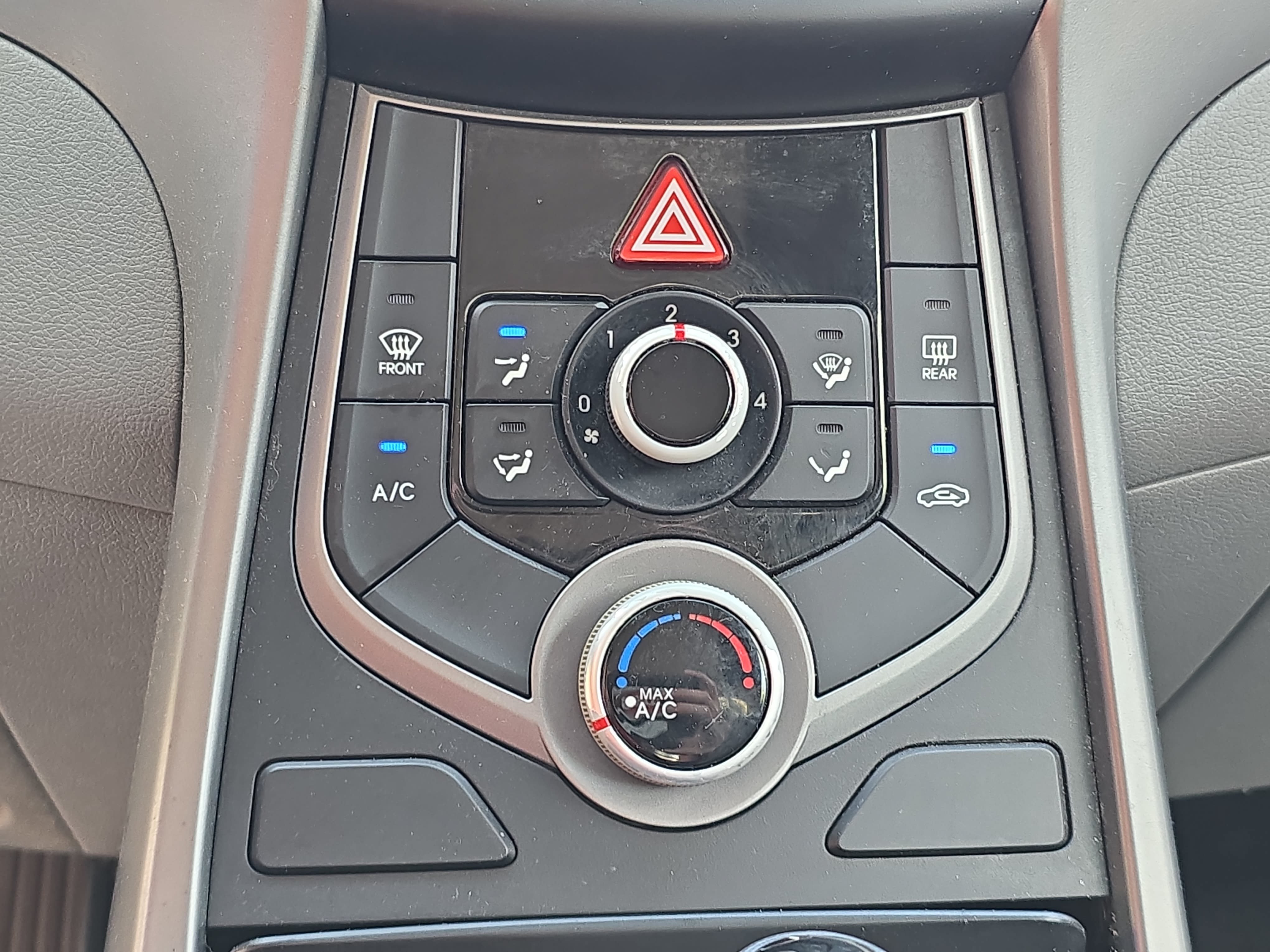 Used 2016 Hyundai Elantra SE FWD image 20