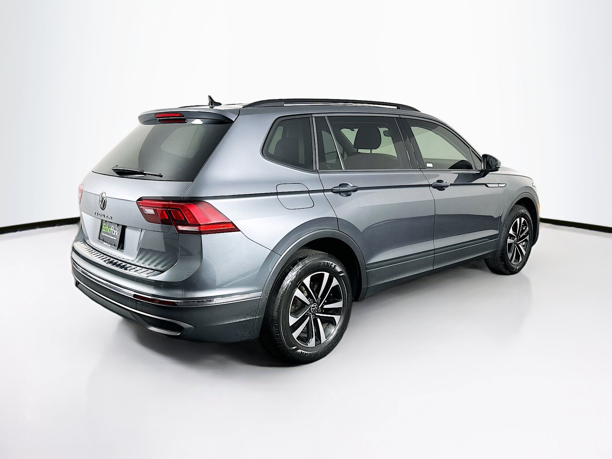 Used 2023 Volkswagen Tiguan S FWD image 9
