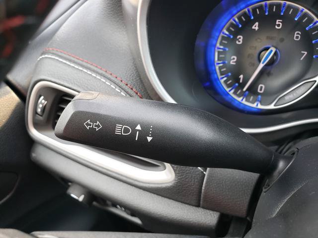 New 2027 Chrysler Pacifica Select FWD image 30