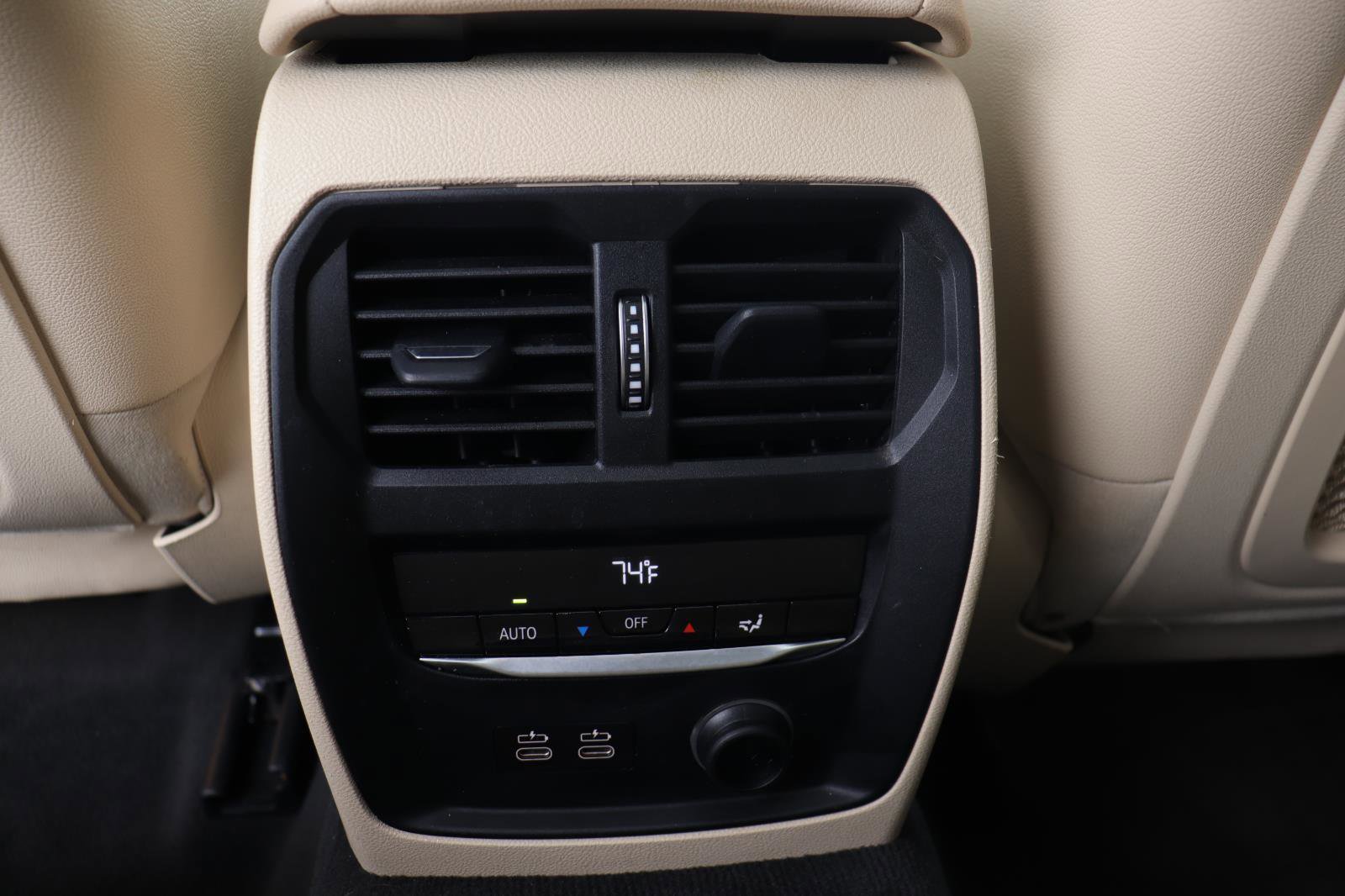 Used 2019 BMW 330i Sedan w/ Premium Package image 19