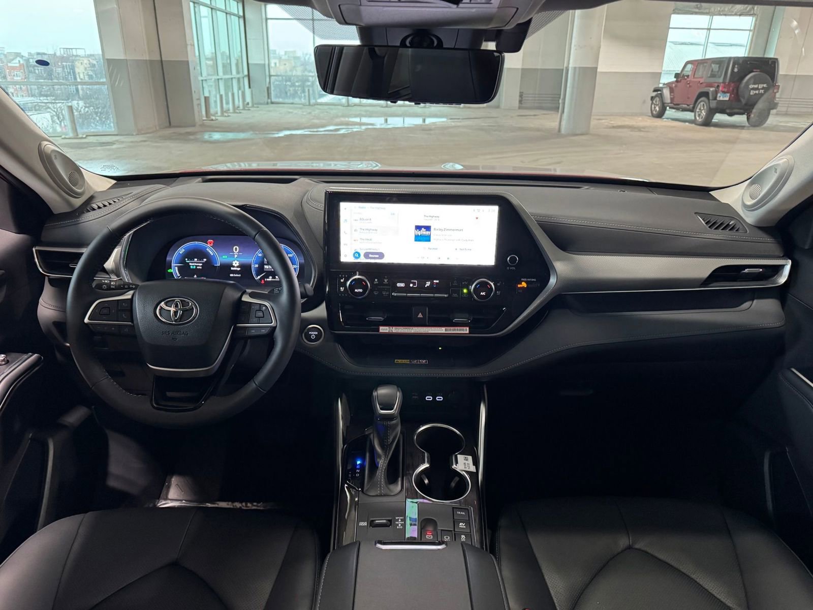 New 2026 Toyota Highlander Platinum image 37