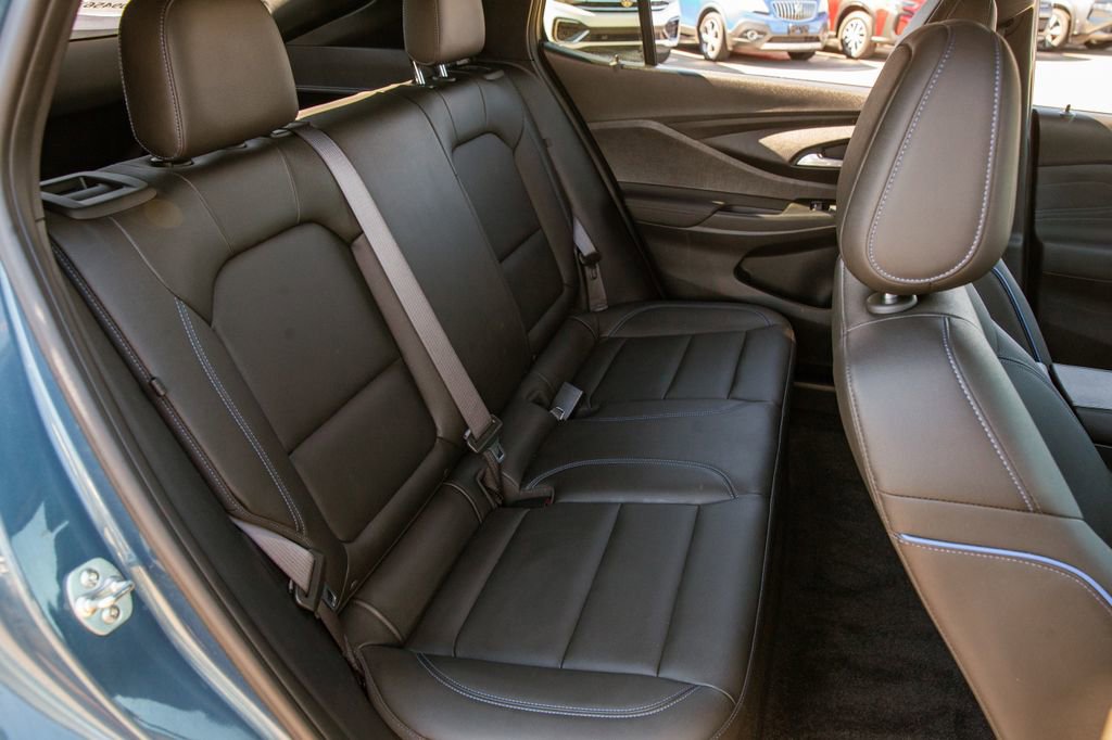Used 2024 Buick Envista Sport Touring w/ Convenience II Package image 11