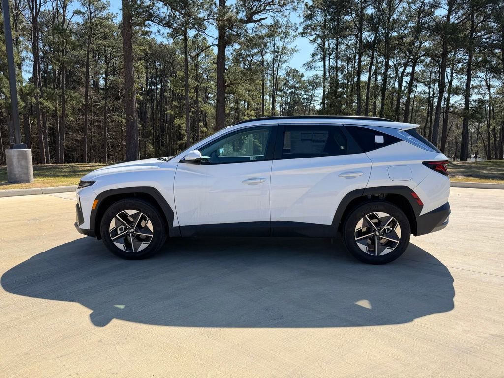 Certified 2025 Hyundai Tucson SEL image 2