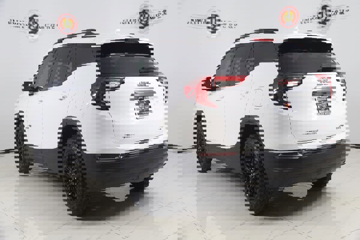 Used 2022 GMC Terrain AT4 w/ Infotainment Package II image 4