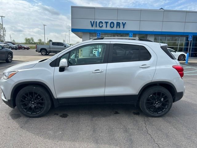 Used 2022 Chevrolet Trax LT w/ Driver Confidence Package FWD image 8