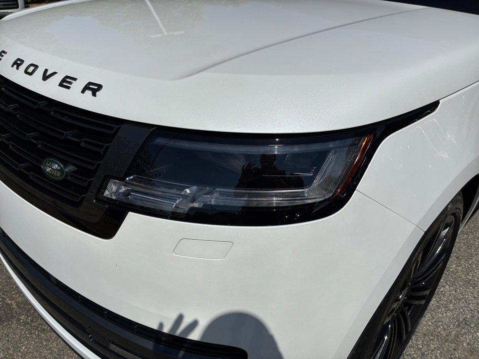 Used 2024 Land Rover Range Rover SE AWD/4WD image 26