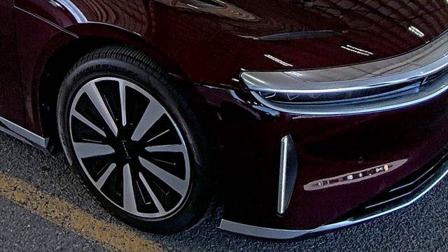 Used 2024 Lucid Air Touring AWD/4WD image 8